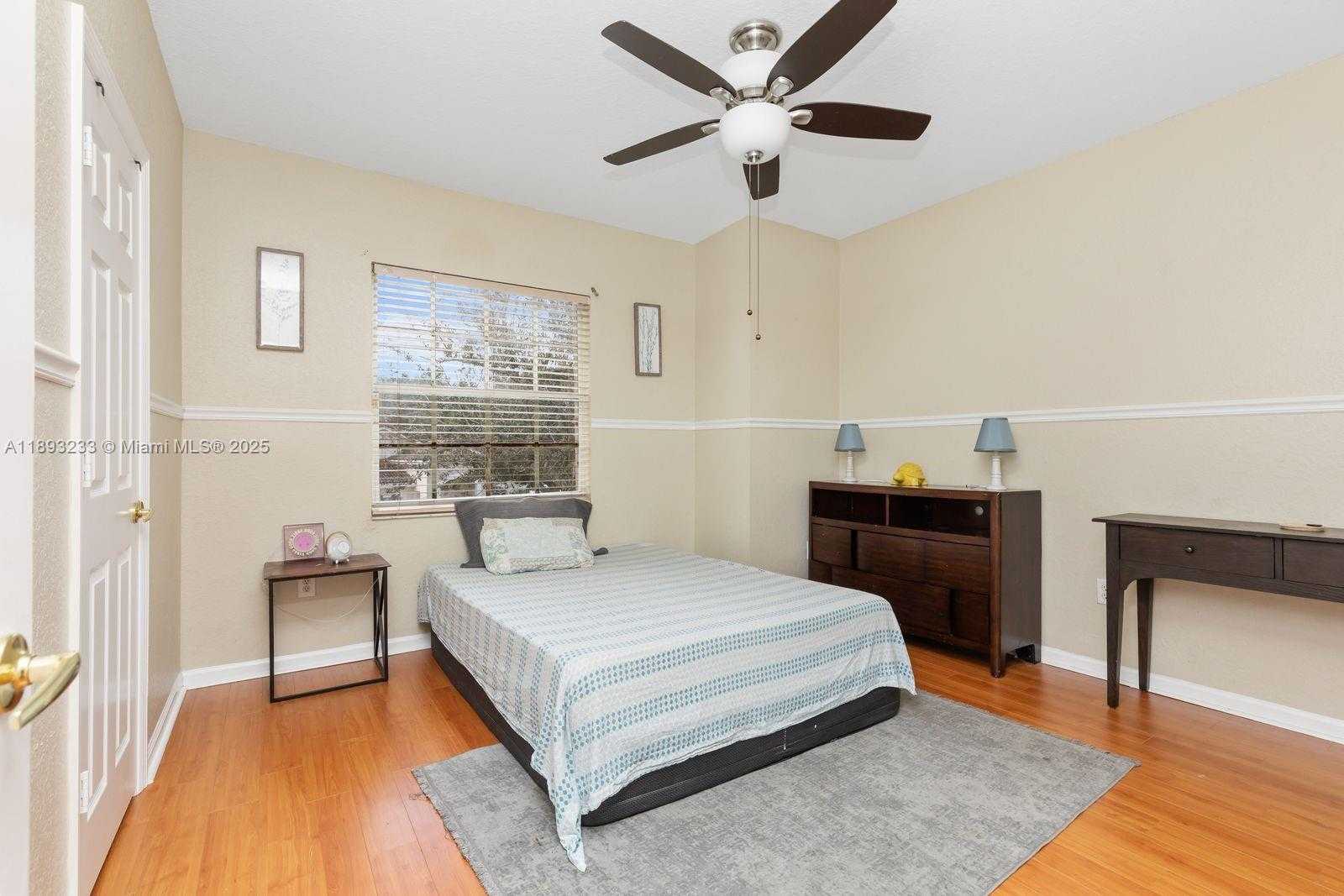 Small Image of 7557 NORTH WEST 18TH DR, Pembroke Pines Number 25