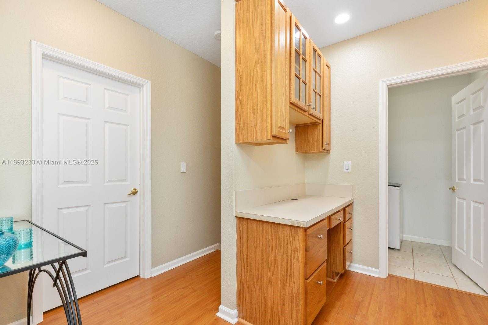 Small Image of 7557 NORTH WEST 18TH DR, Pembroke Pines Number 31