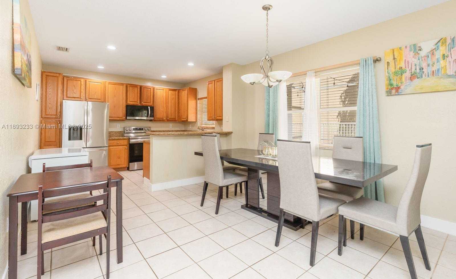 Small Image of 7557 NORTH WEST 18TH DR, Pembroke Pines Number 7