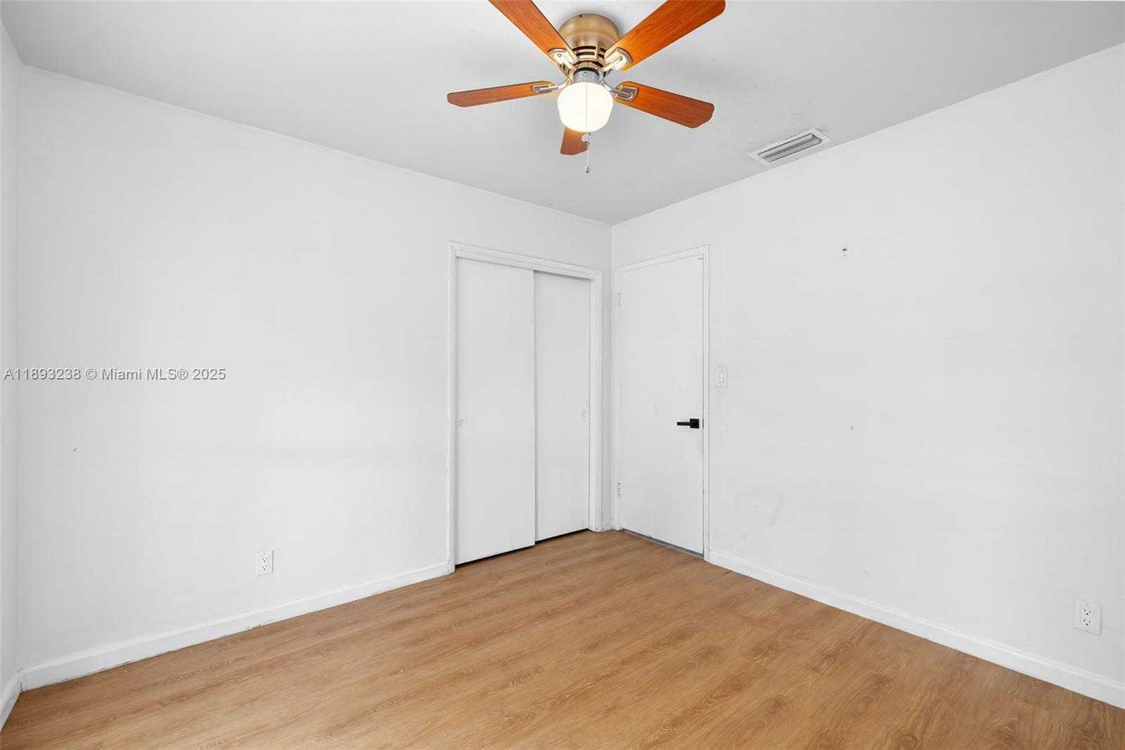 Small Image of 1920 NORTH 66TH AVE, Hollywood Number 18
