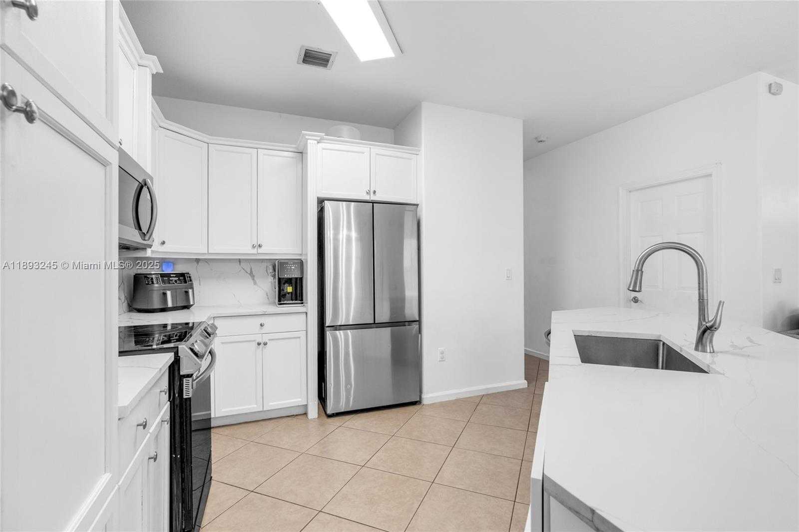 Small Image of 15803 SOUTH WEST 48TH PL, Miramar Number 15