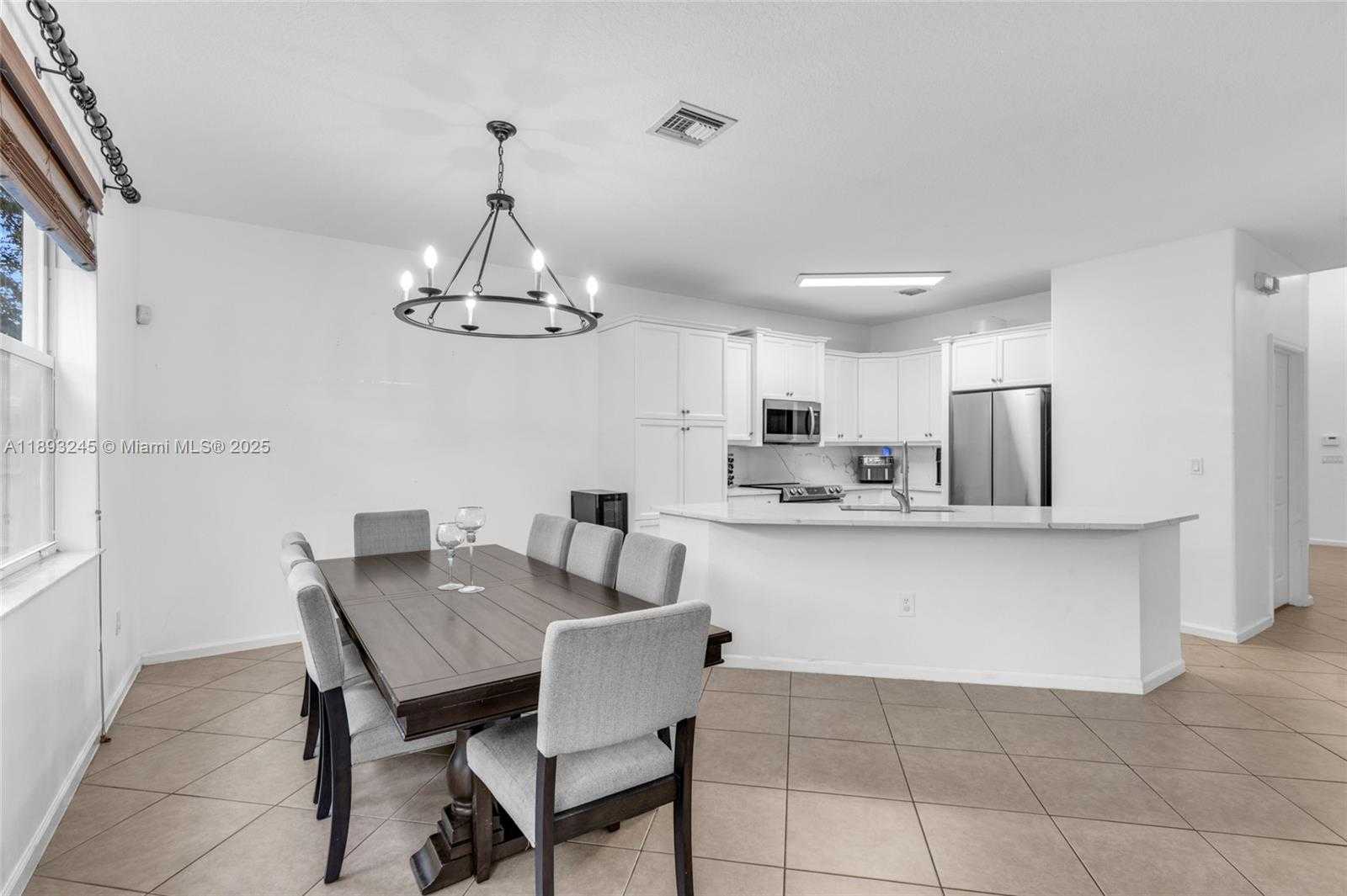 Small Image of 15803 SOUTH WEST 48TH PL, Miramar Number 19