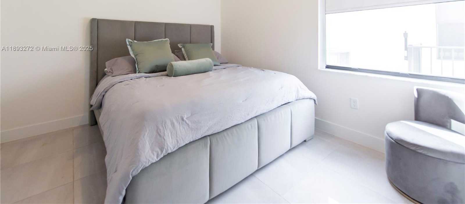 Small Image of 4426 SOUTH WEST 173RD AVE, Miramar Number 10