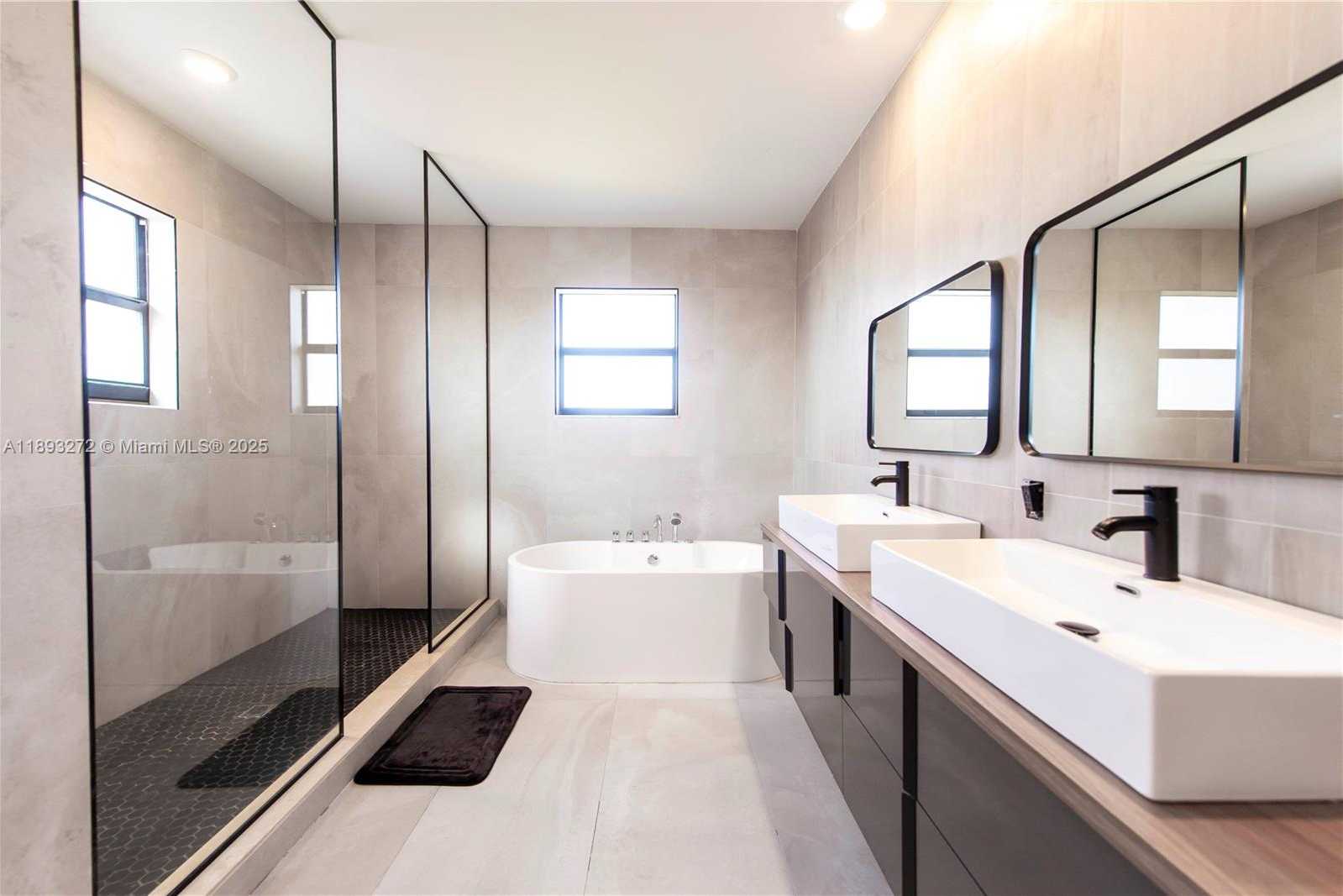 Small Image of 4426 SOUTH WEST 173RD AVE, Miramar Number 12