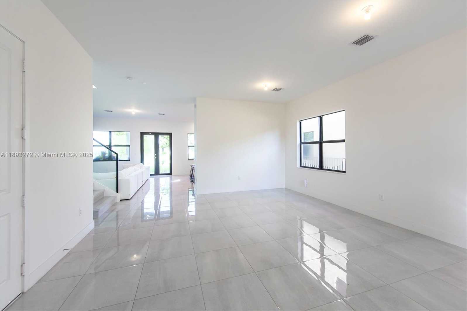 Small Image of 4426 SOUTH WEST 173RD AVE, Miramar Number 2