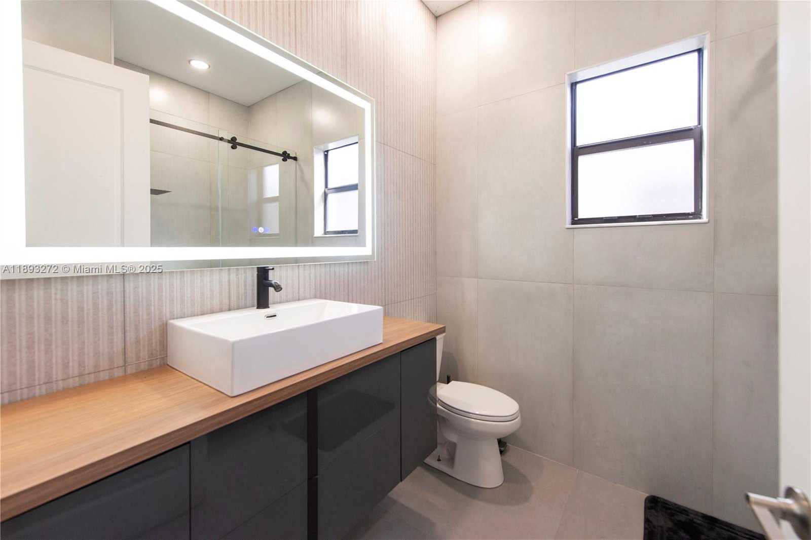Small Image of 4426 SOUTH WEST 173RD AVE, Miramar Number 8