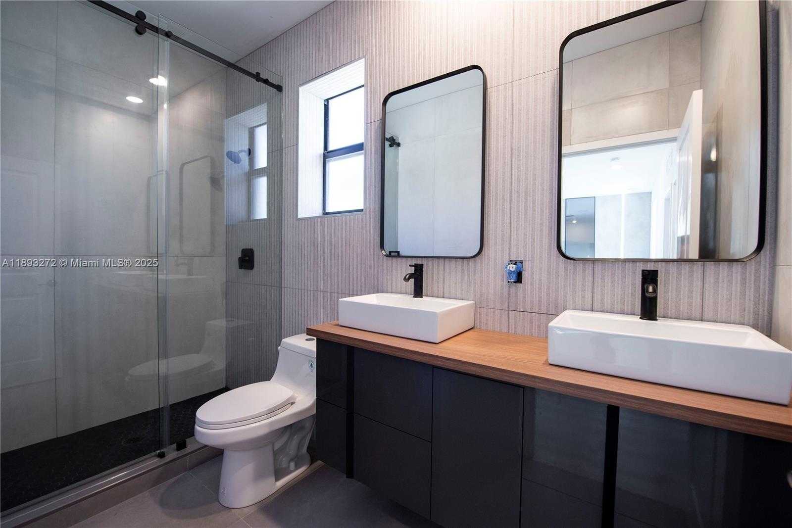 Small Image of 4426 SOUTH WEST 173RD AVE, Miramar Number 9