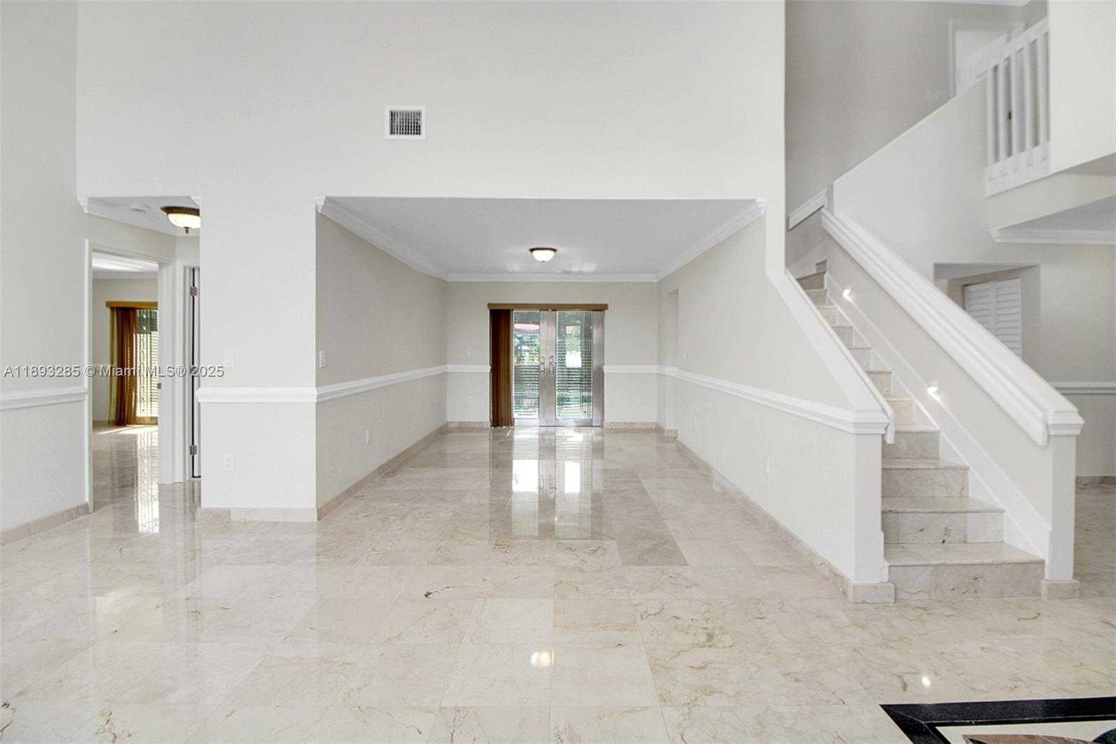 Small Image of 8416 NORTH WEST 201ST ST, Hialeah Number 13