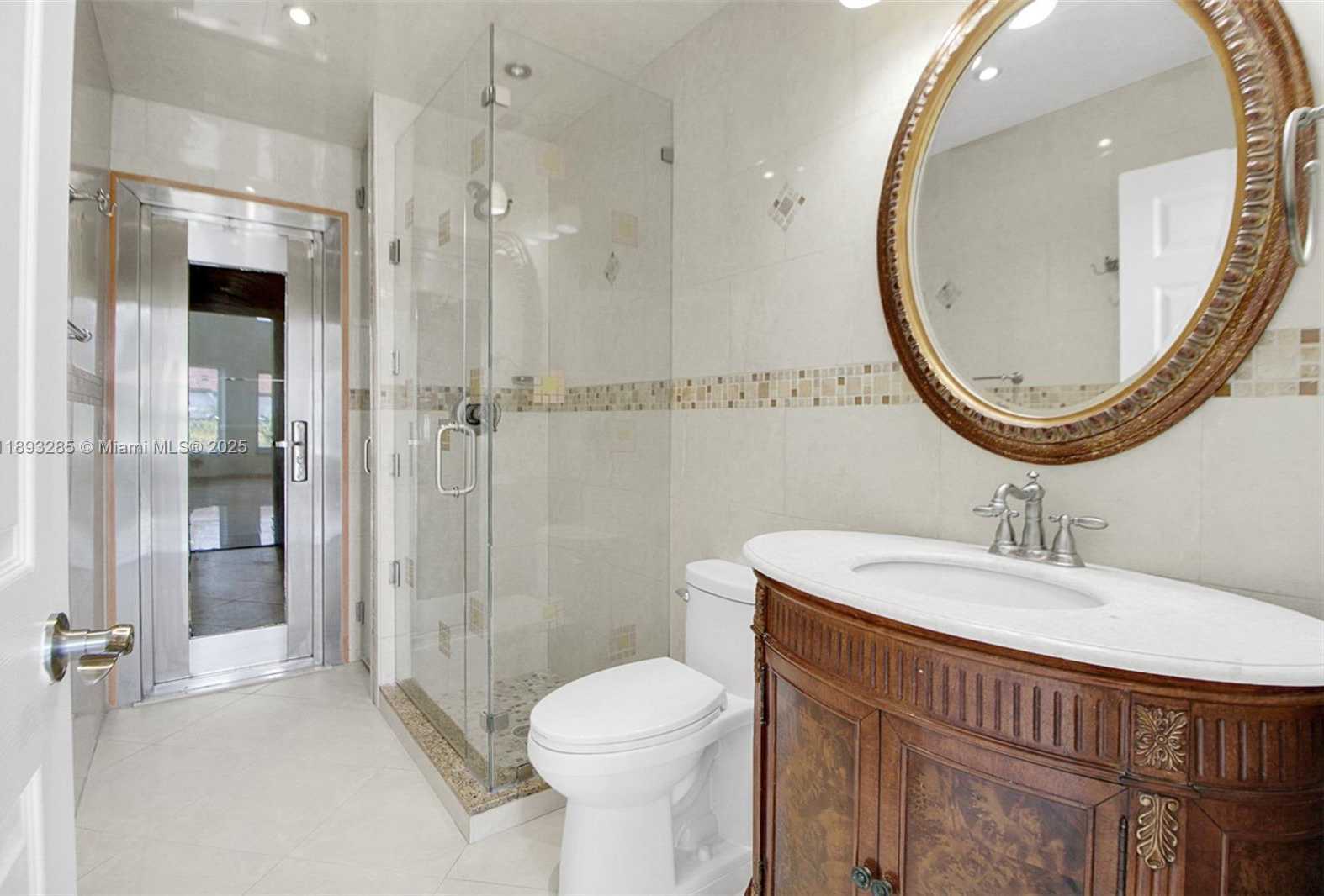 Small Image of 8416 NORTH WEST 201ST ST, Hialeah Number 17