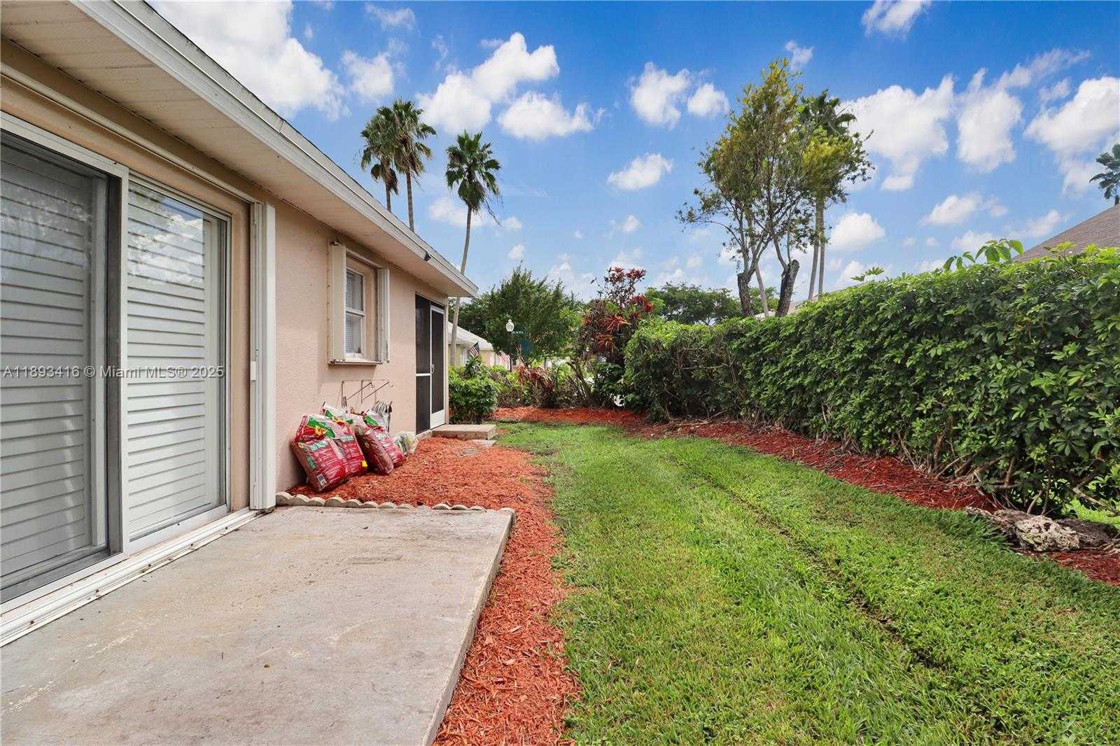 Small Image of 480 SOUTH EAST 21ST LN, Homestead Number 20
