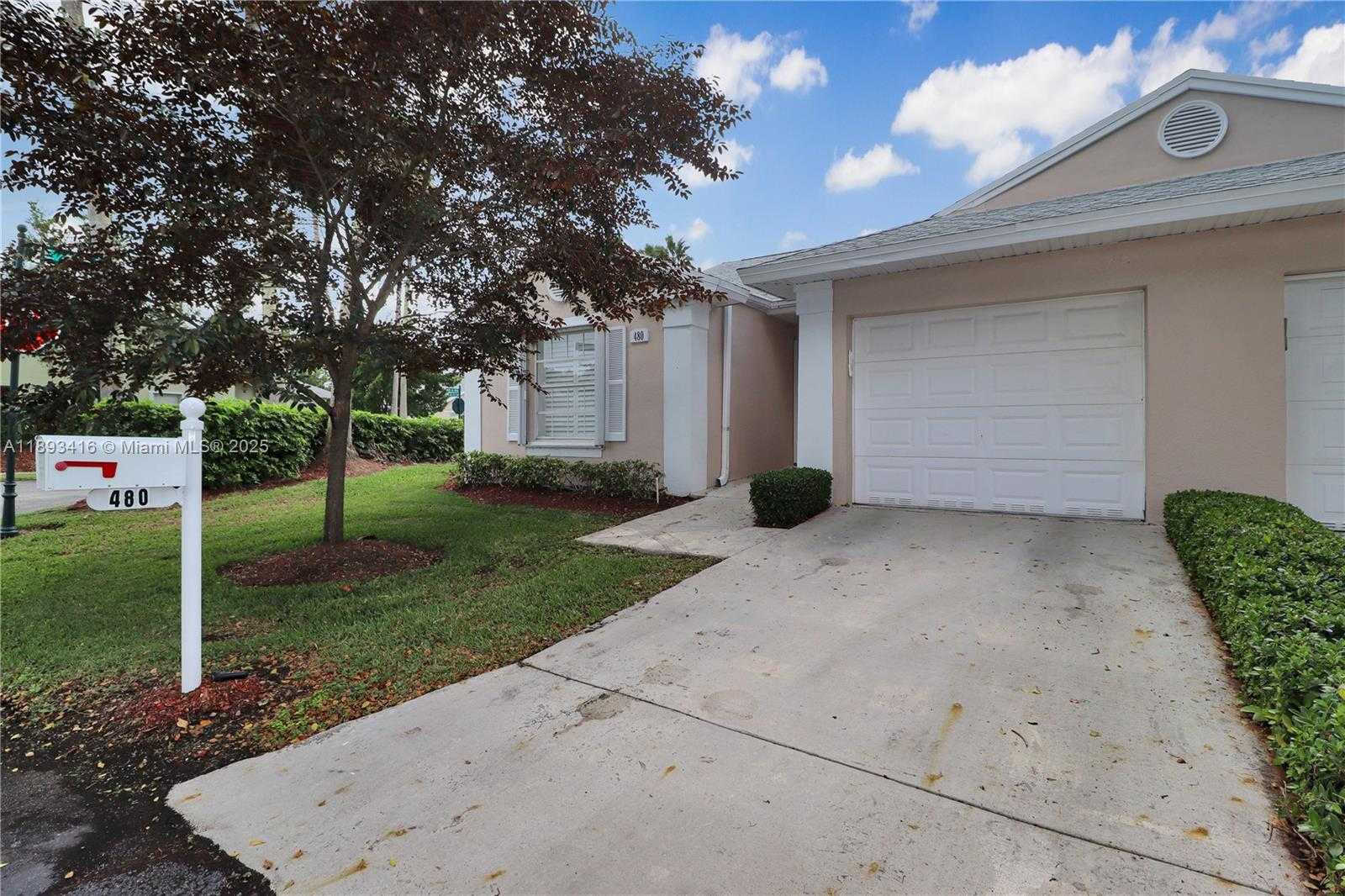 Small Image of 480 SOUTH EAST 21ST LN, Homestead Number 26