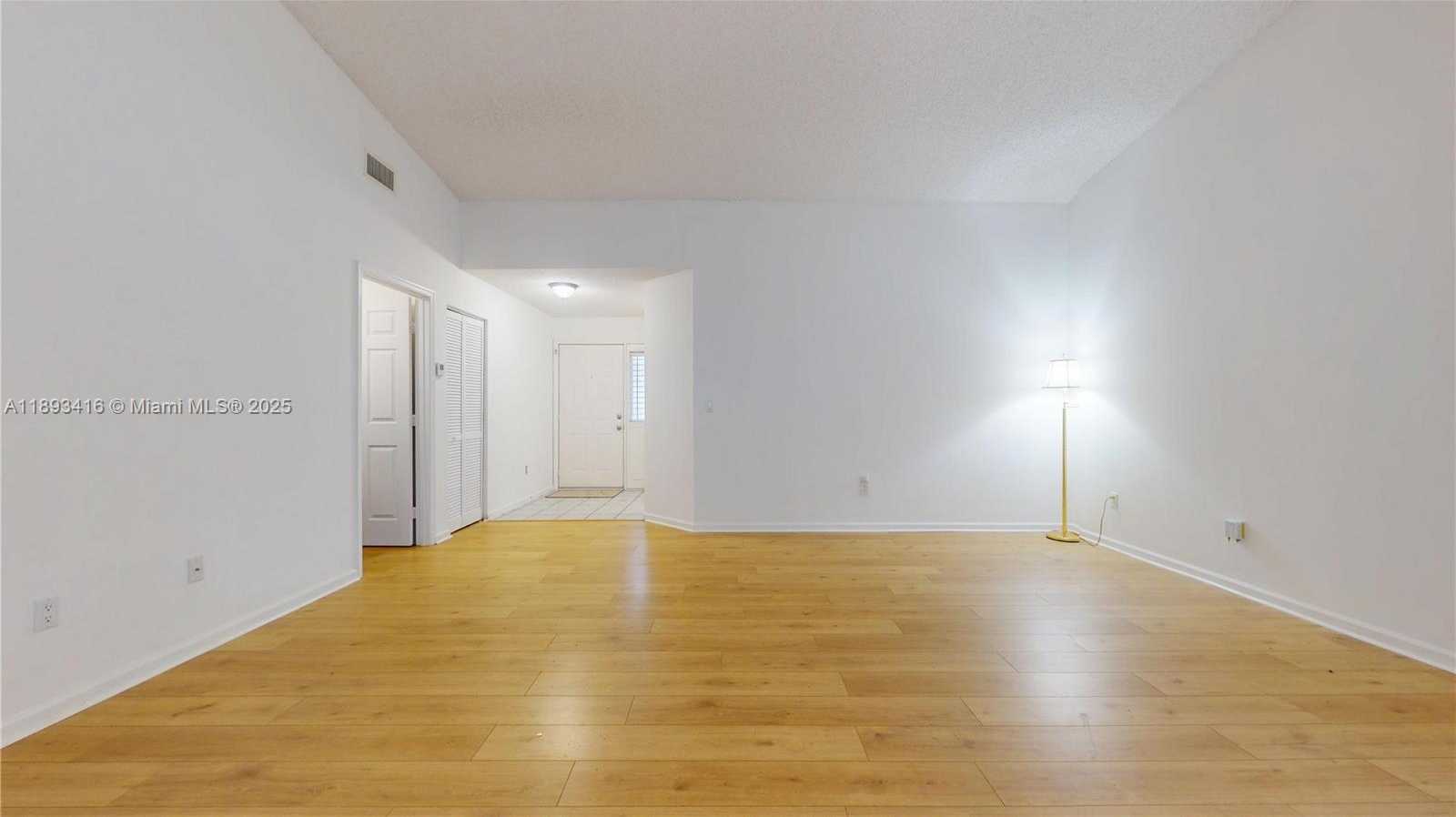 Small Image of 480 SOUTH EAST 21ST LN, Homestead Number 6