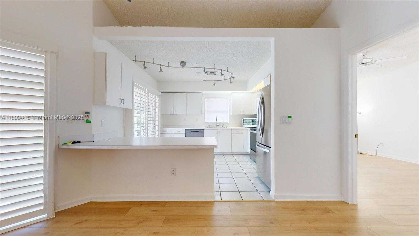 Small Image of 480 SOUTH EAST 21ST LN, Homestead Number 7