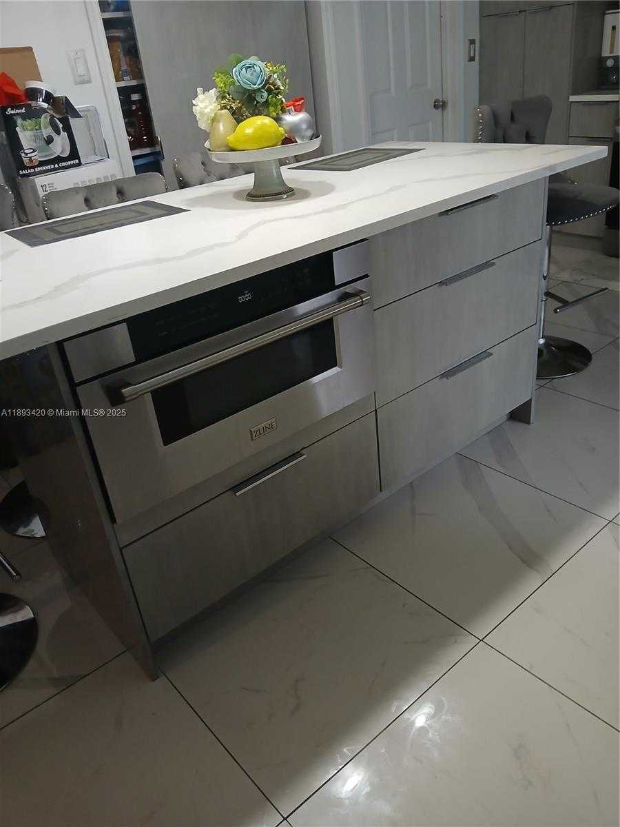 Small Image of 3309 ACAPULCO DR, Miramar Number 5