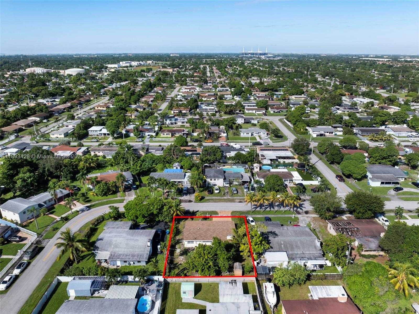 Small Image of 19611 NORTH WEST 4TH AVE, Miami Gardens Number 33