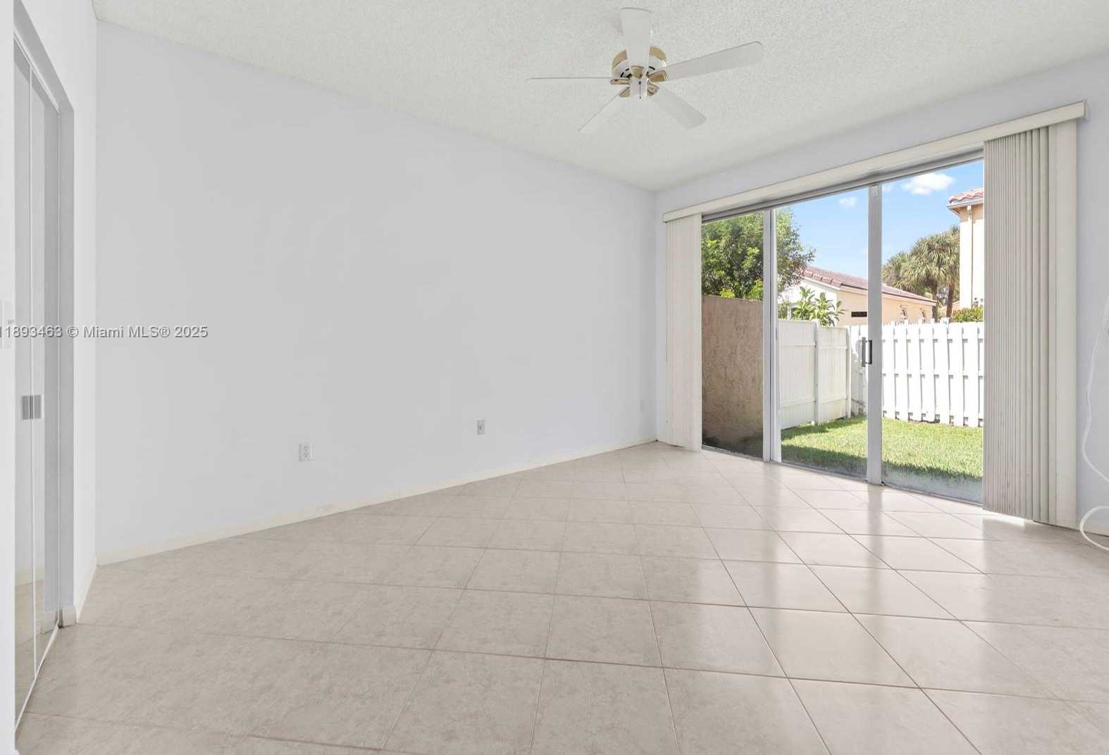 Small Image of 15181 NORTH WEST 6TH CT, Pembroke Pines Number 20