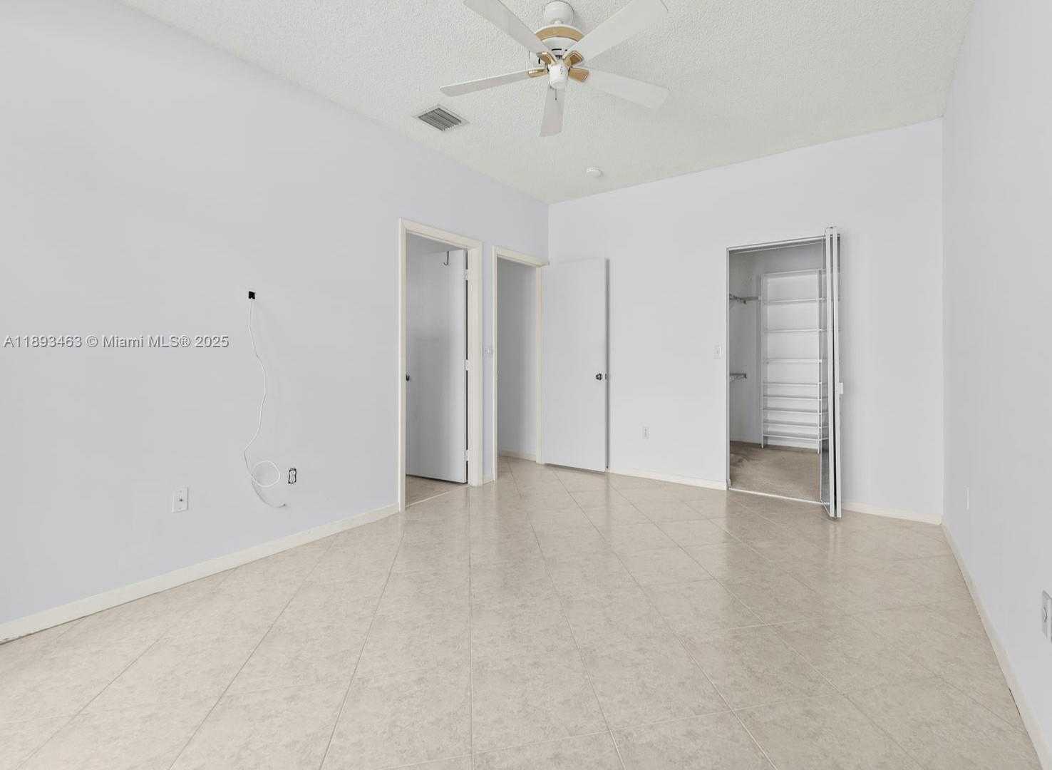 Small Image of 15181 NORTH WEST 6TH CT, Pembroke Pines Number 21