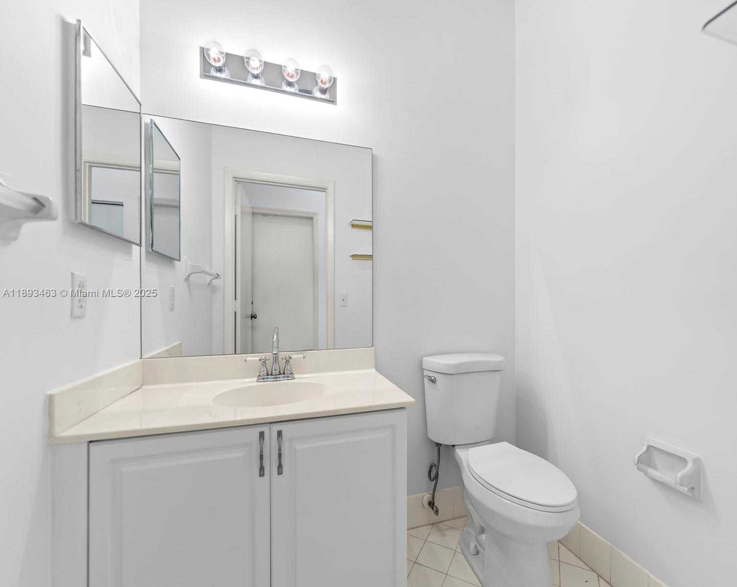 Small Image of 15181 NORTH WEST 6TH CT, Pembroke Pines Number 25