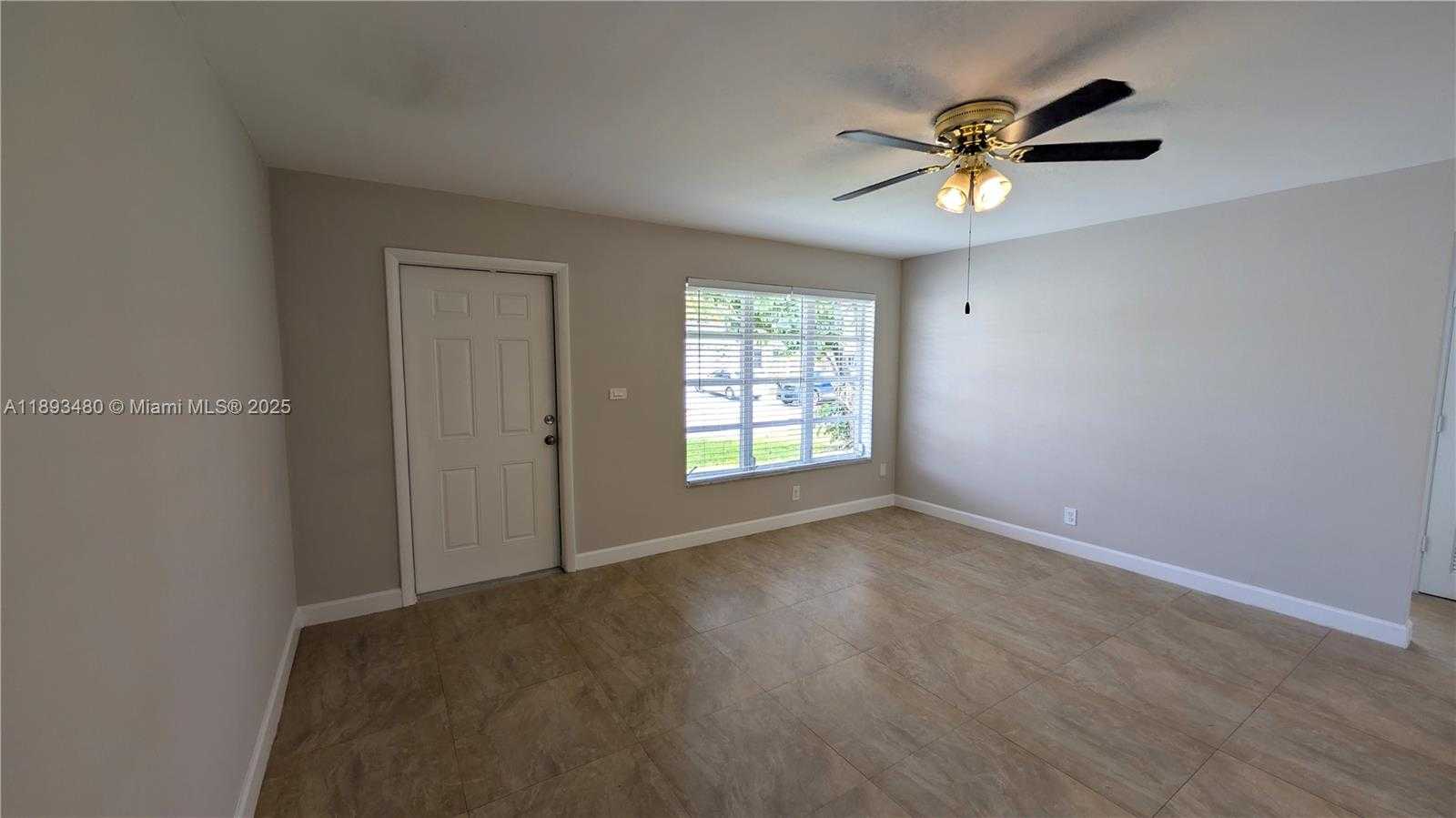 Small Image of 5709 NORTH WEST 64TH WAY, Tamarac Number 18
