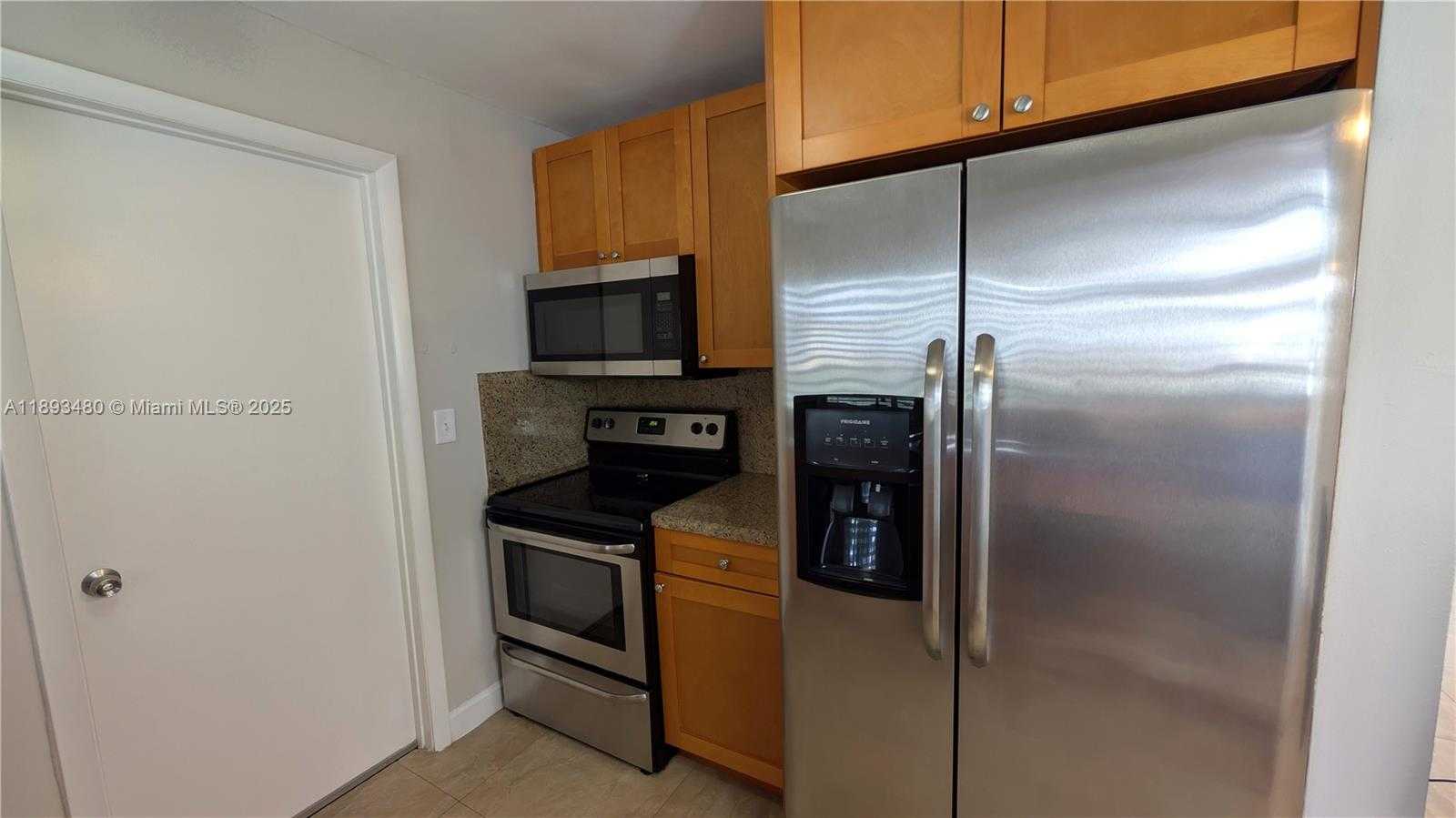 Small Image of 5709 NORTH WEST 64TH WAY, Tamarac Number 26