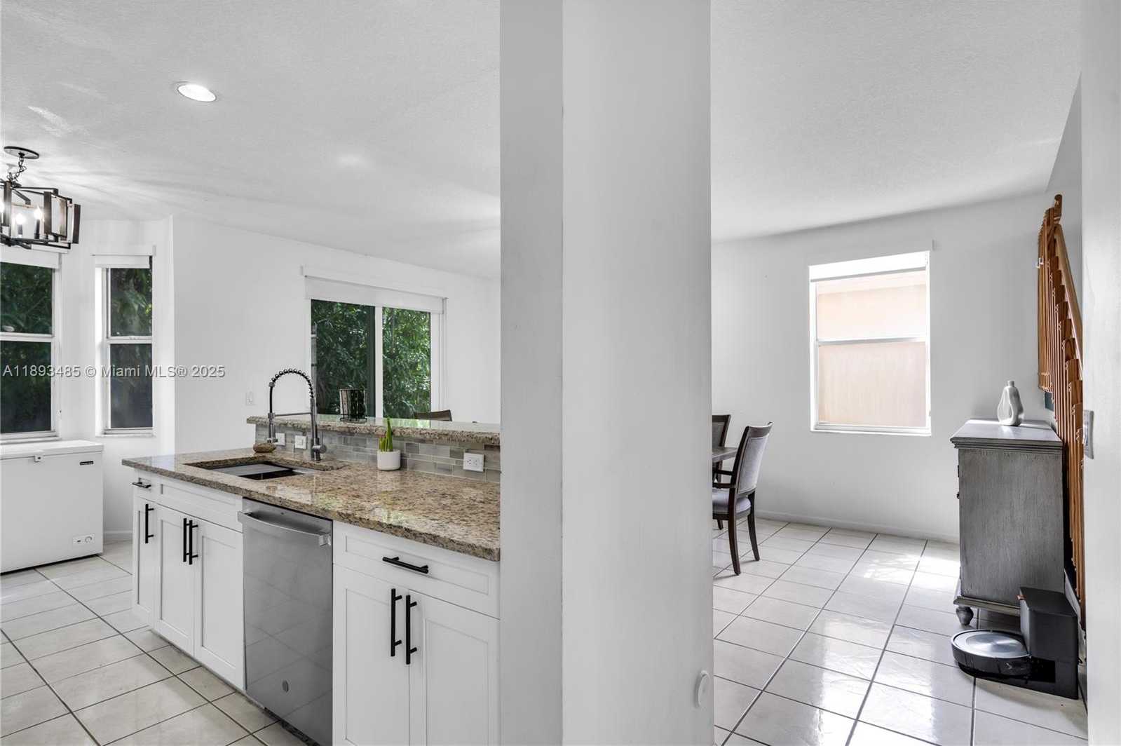 Small Image of 10470 SOUTH WEST 16TH ST, Pembroke Pines Number 10