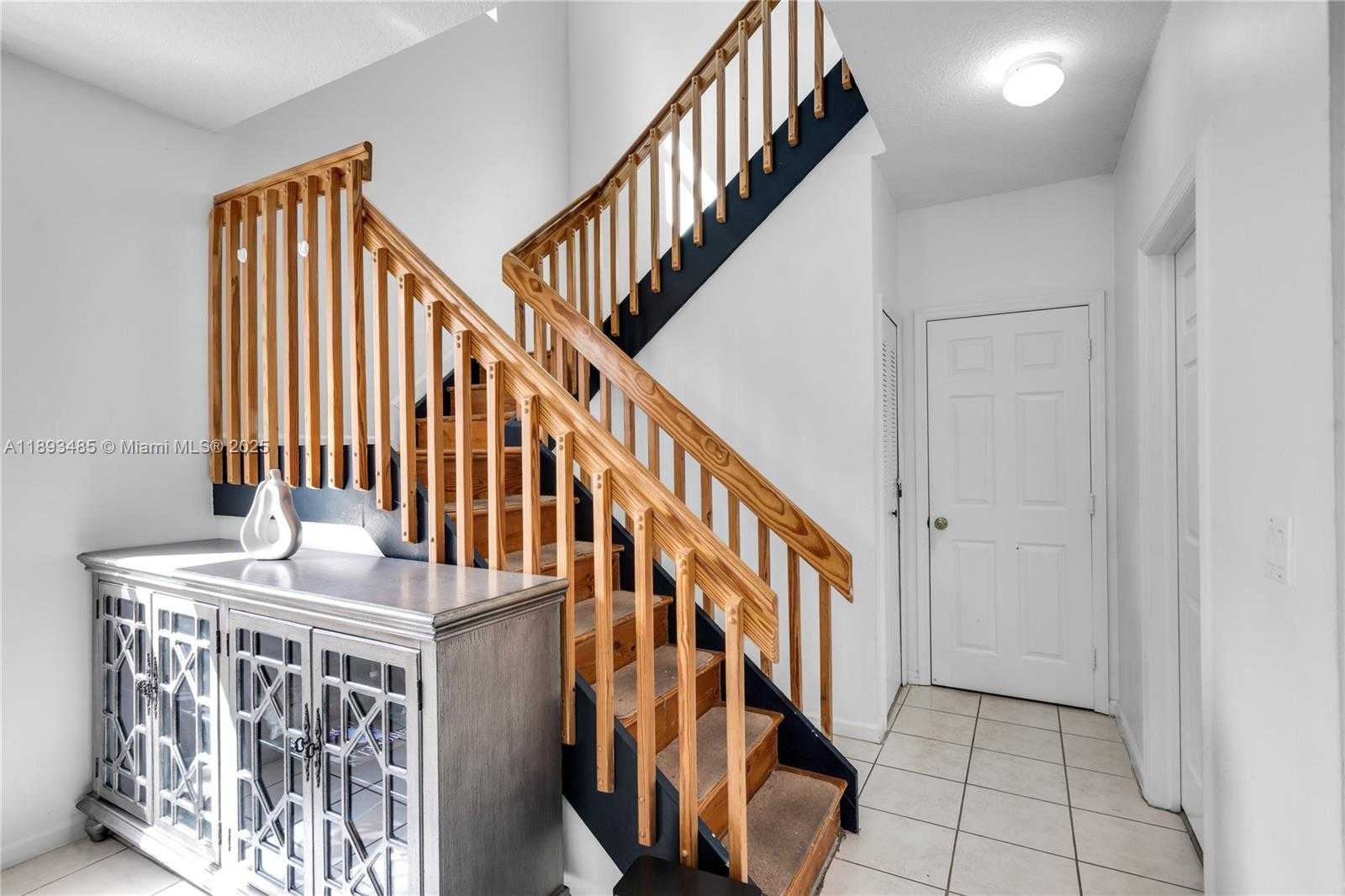 Small Image of 10470 SOUTH WEST 16TH ST, Pembroke Pines Number 17
