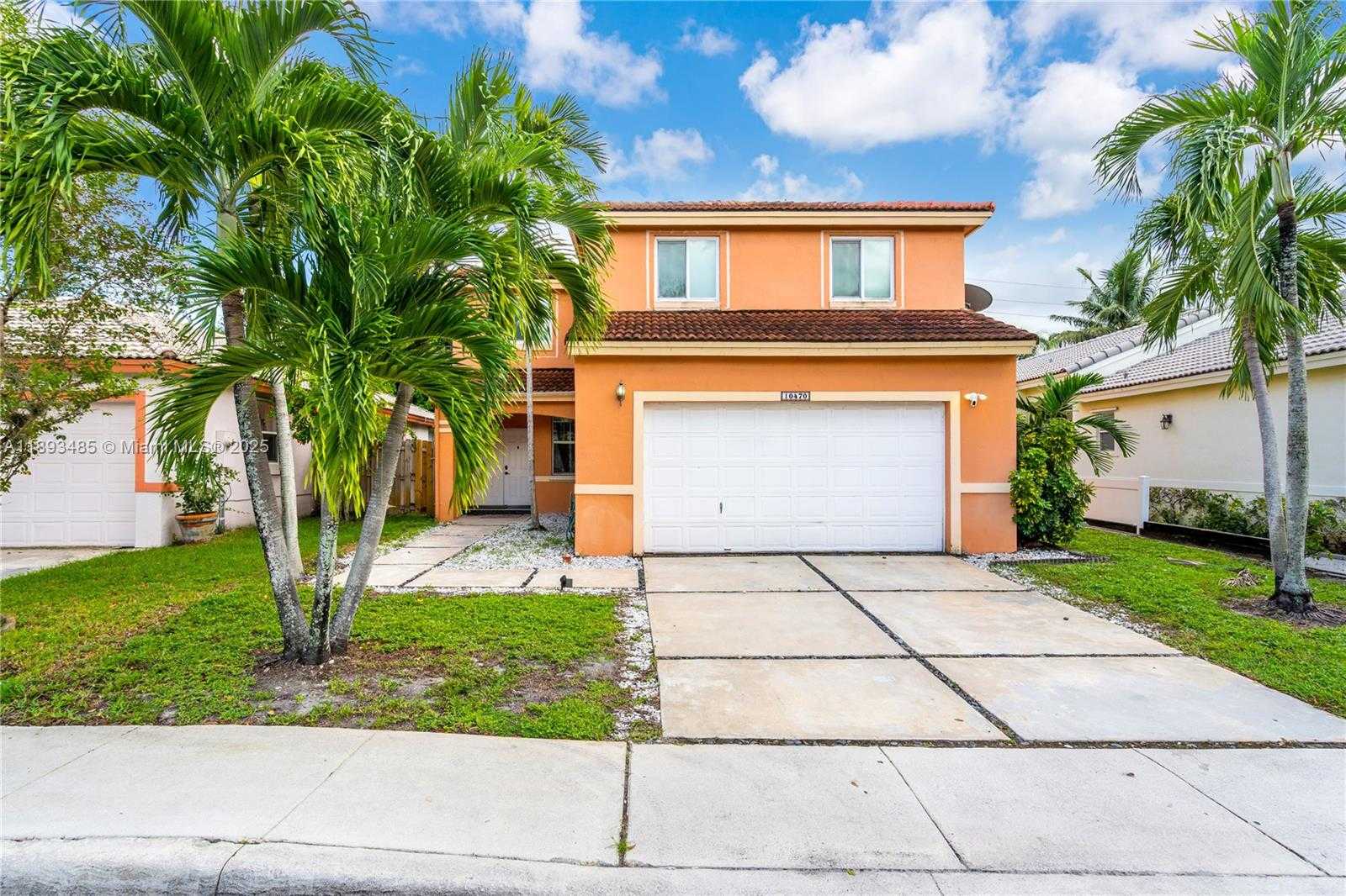 Small Image of 10470 SOUTH WEST 16TH ST, Pembroke Pines Number 3