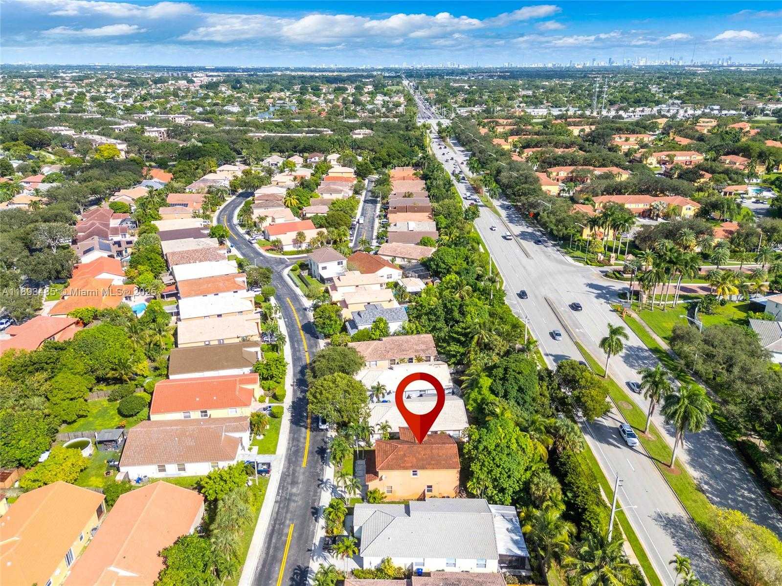 Small Image of 10470 SOUTH WEST 16TH ST, Pembroke Pines Number 36