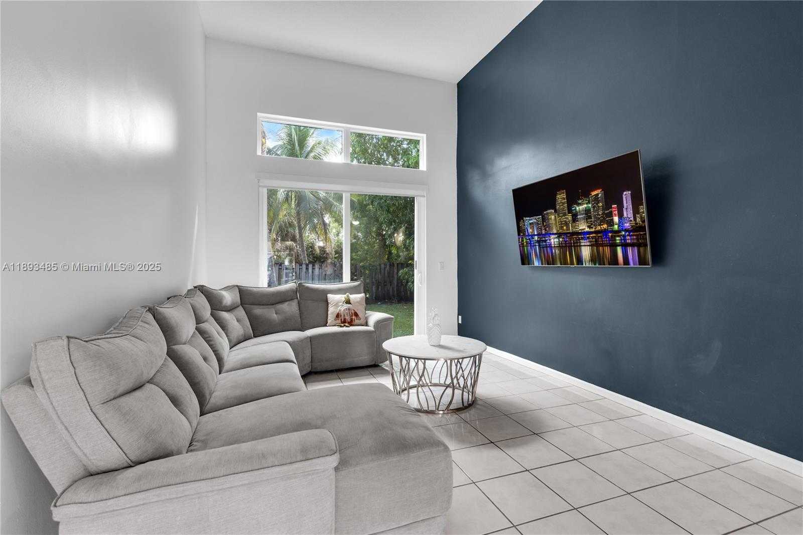 Small Image of 10470 SOUTH WEST 16TH ST, Pembroke Pines Number 6
