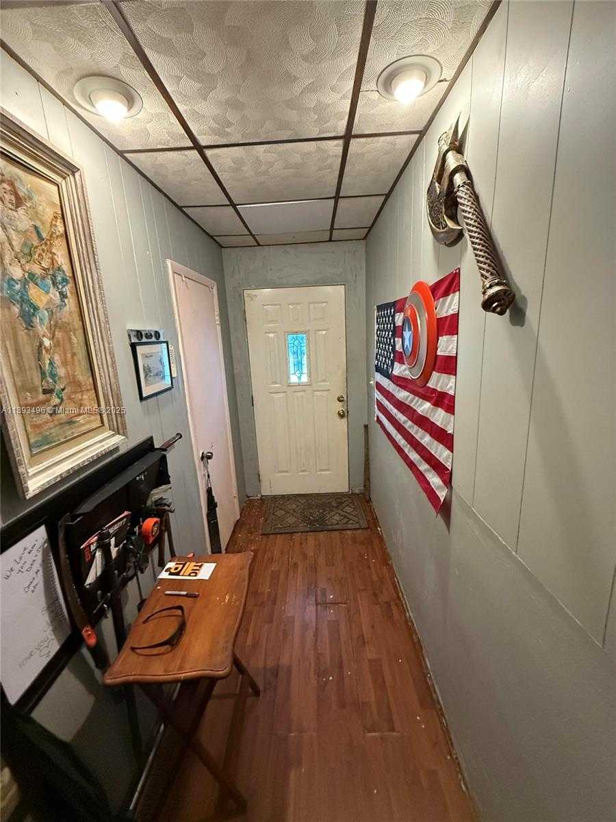 Small Image of 17201 NORTH WEST 42ND AVE, Miami Gardens Number 2