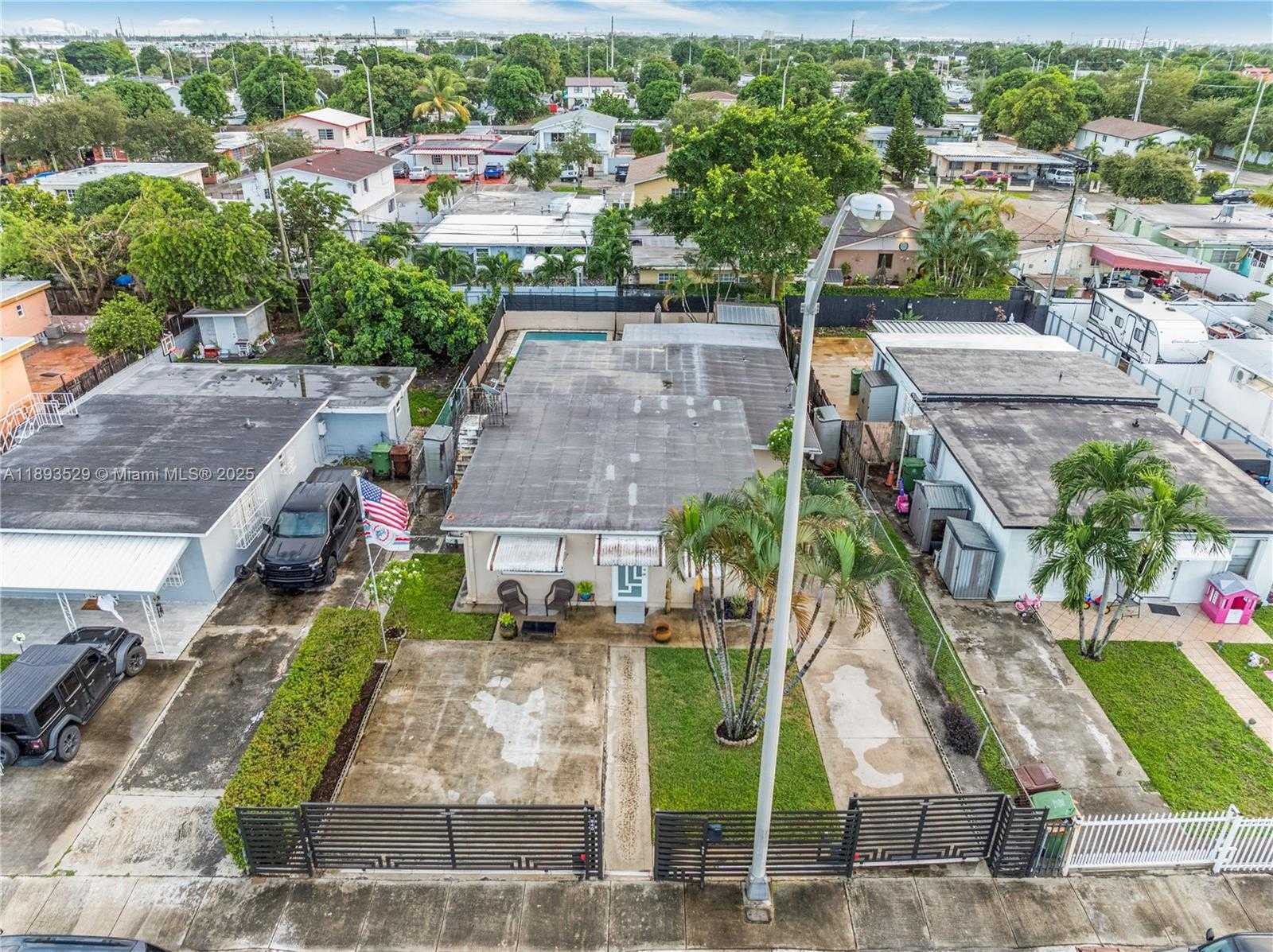 Small Image of 940 EAST 21ST ST, Hialeah Number 21