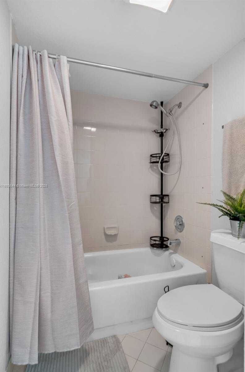 Small Image of 9849 NORTH WEST 6TH CT, Plantation Number 19