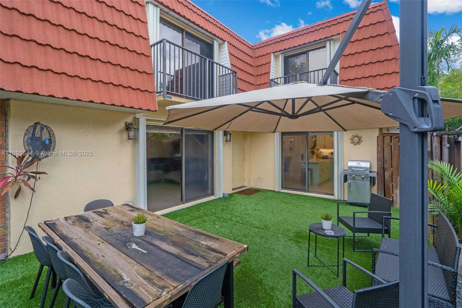 Small Image of 9849 NORTH WEST 6TH CT, Plantation Number 22