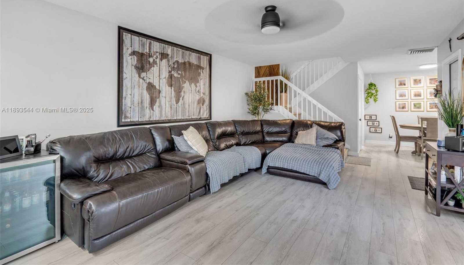 Small Image of 9849 NORTH WEST 6TH CT, Plantation Number 3