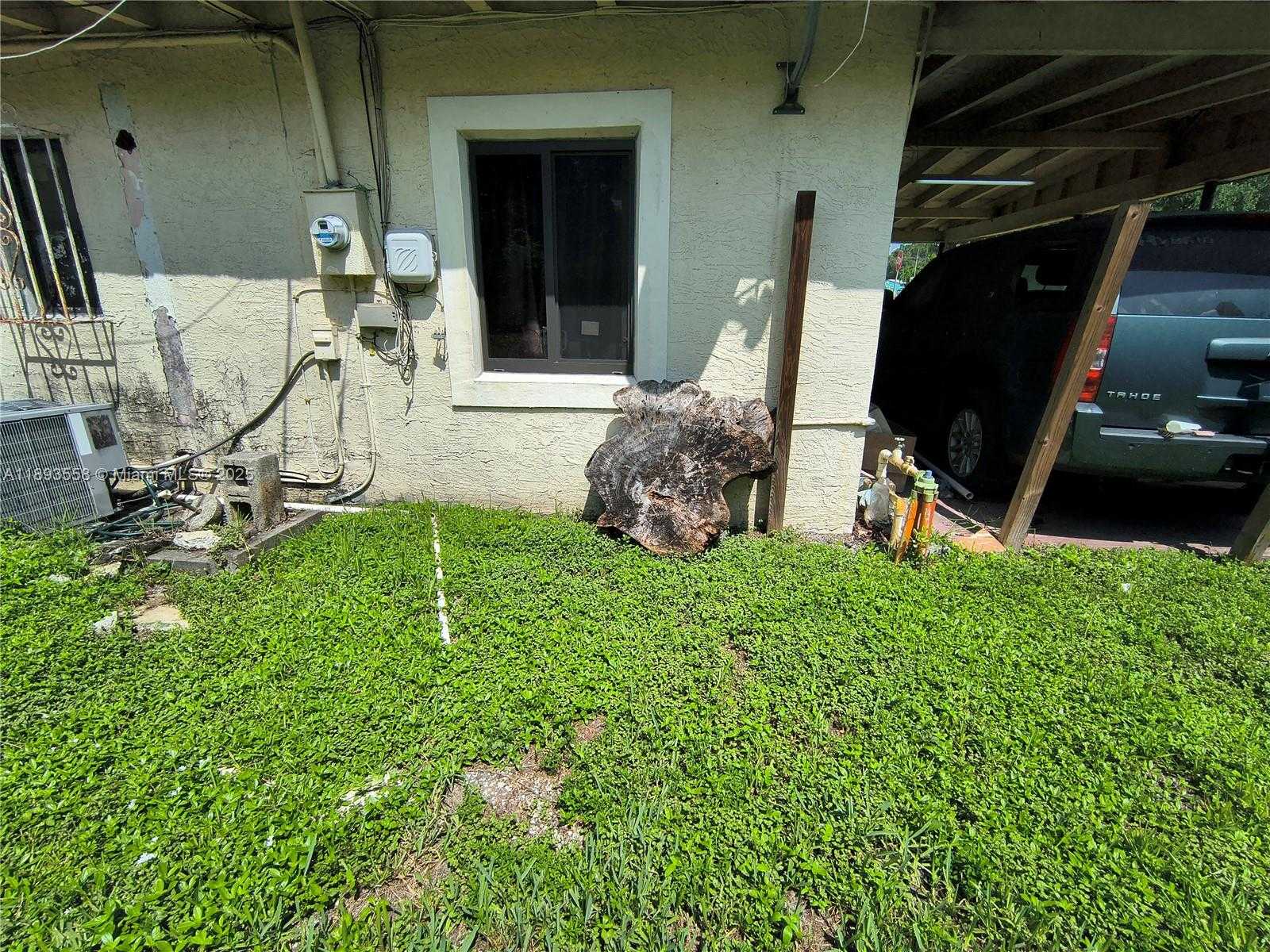 Small Image of 16300 NORTH WEST 19TH AVE, Miami Gardens Number 8