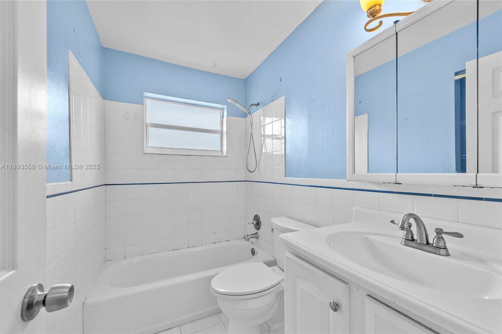 Small Image of 9064 NORTH WEST 23RD PL, Coral Springs Number 17