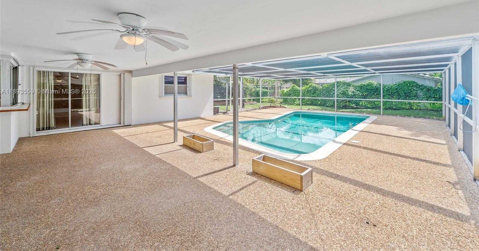 Small Image of 9064 NORTH WEST 23RD PL, Coral Springs Number 32