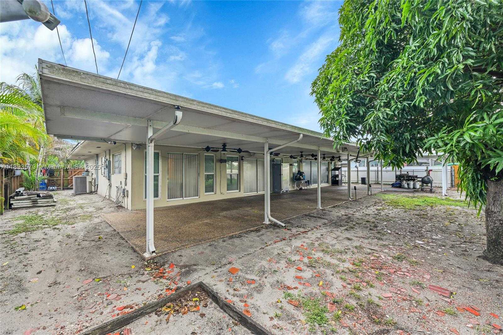 Small Image of 311 NORTH WEST 201ST ST, Miami Gardens Number 25