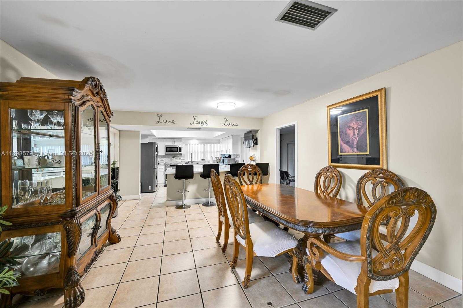 Small Image of 311 NORTH WEST 201ST ST, Miami Gardens Number 5