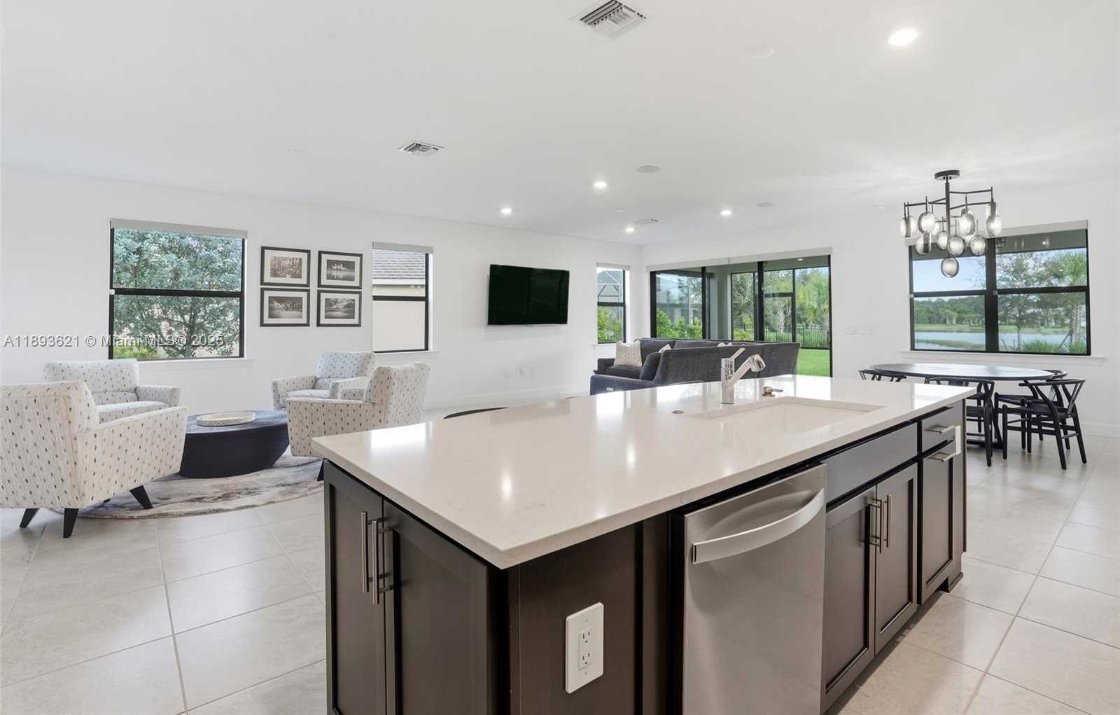 Small Image of 17003 OAKSTEAD DR, Other City - In The State Of Florida Number 12