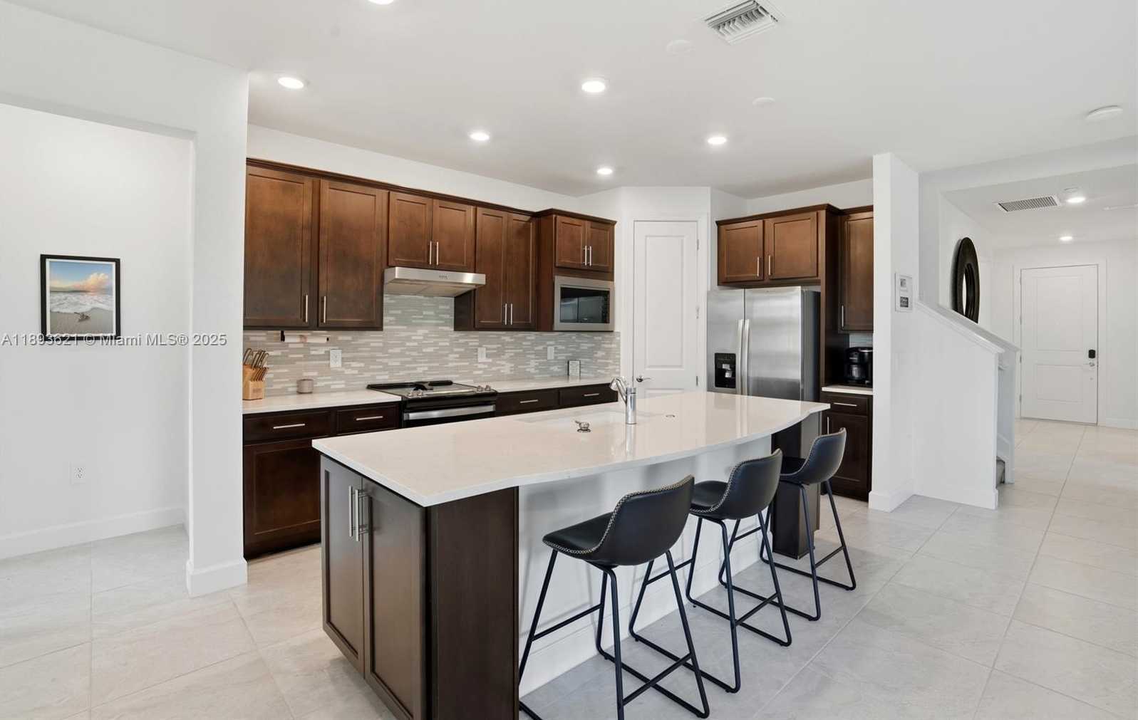 Small Image of 17003 OAKSTEAD DR, Other City - In The State Of Florida Number 13