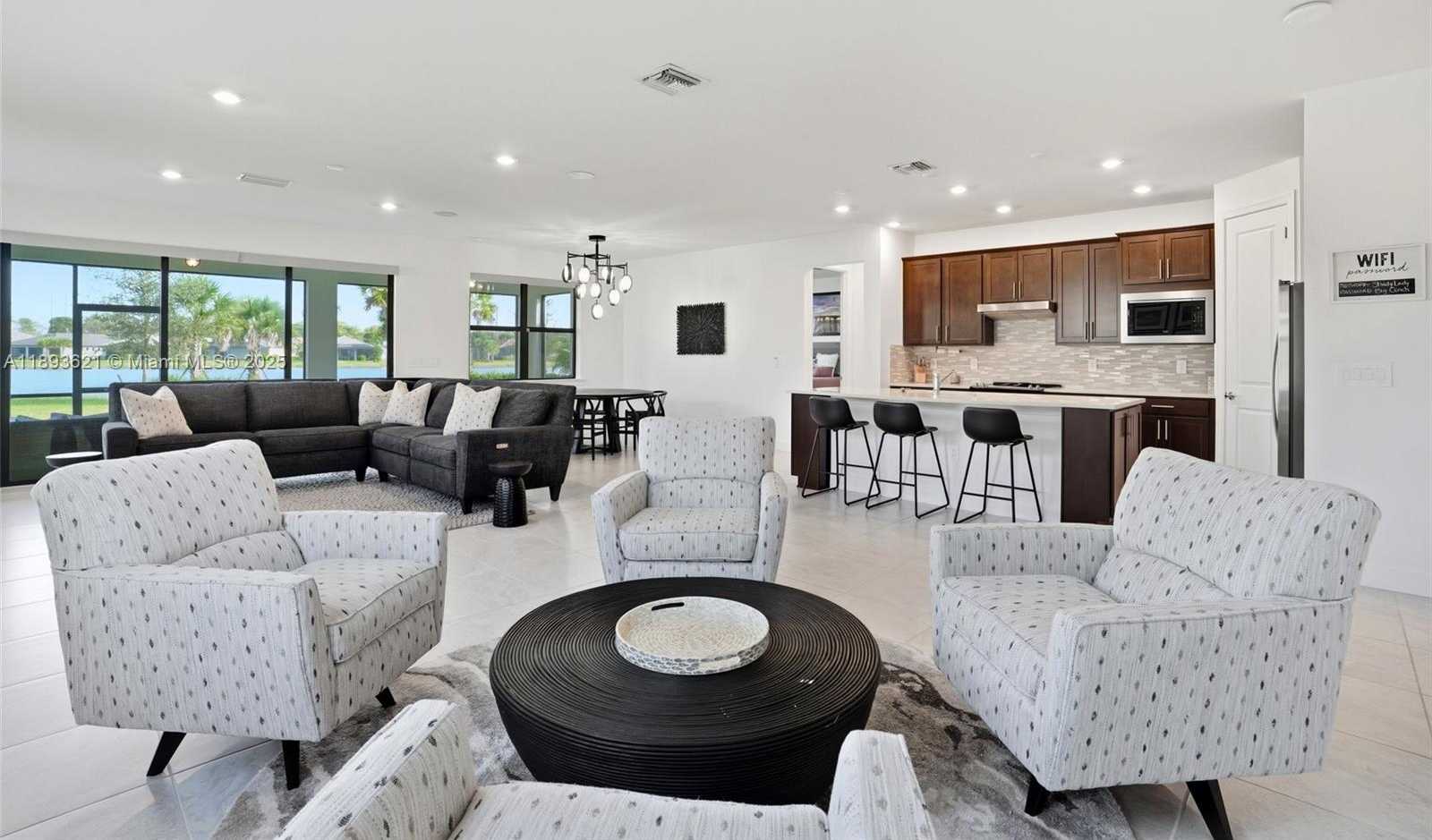 Small Image of 17003 OAKSTEAD DR, Other City - In The State Of Florida Number 15