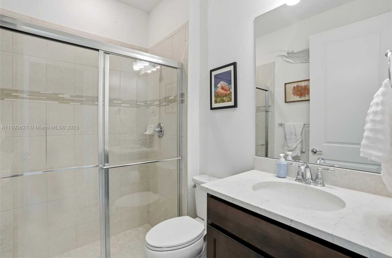 Small Image of 17003 OAKSTEAD DR, Other City - In The State Of Florida Number 24