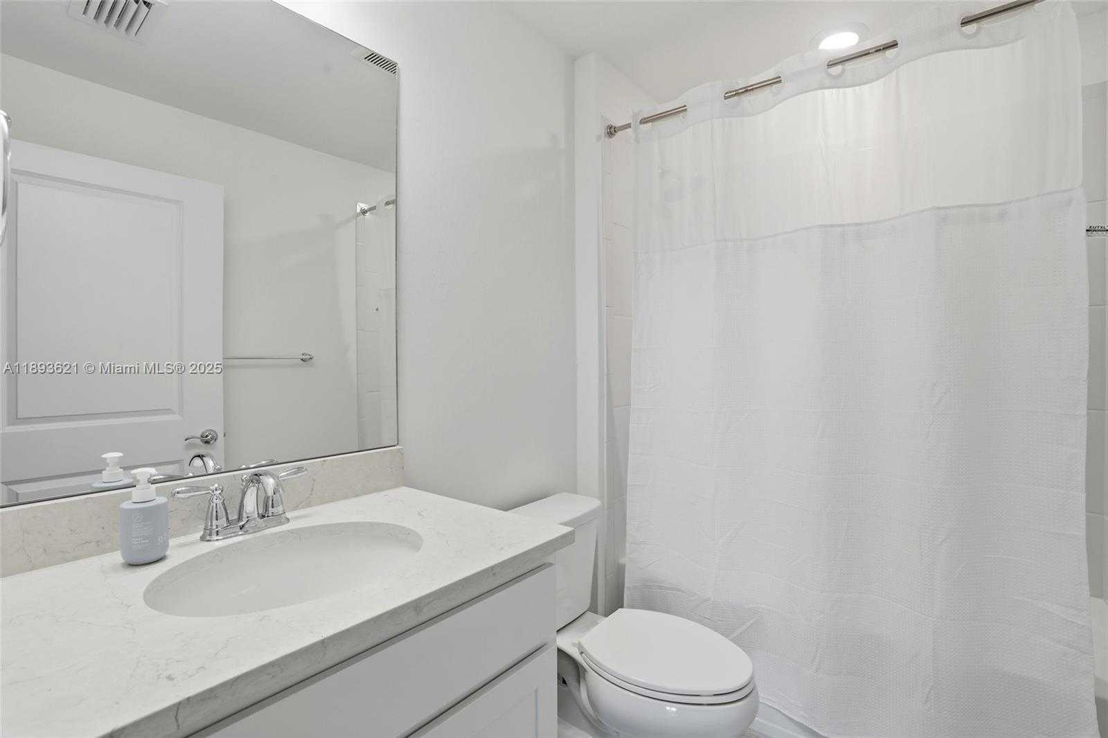 Small Image of 17003 OAKSTEAD DR, Other City - In The State Of Florida Number 30