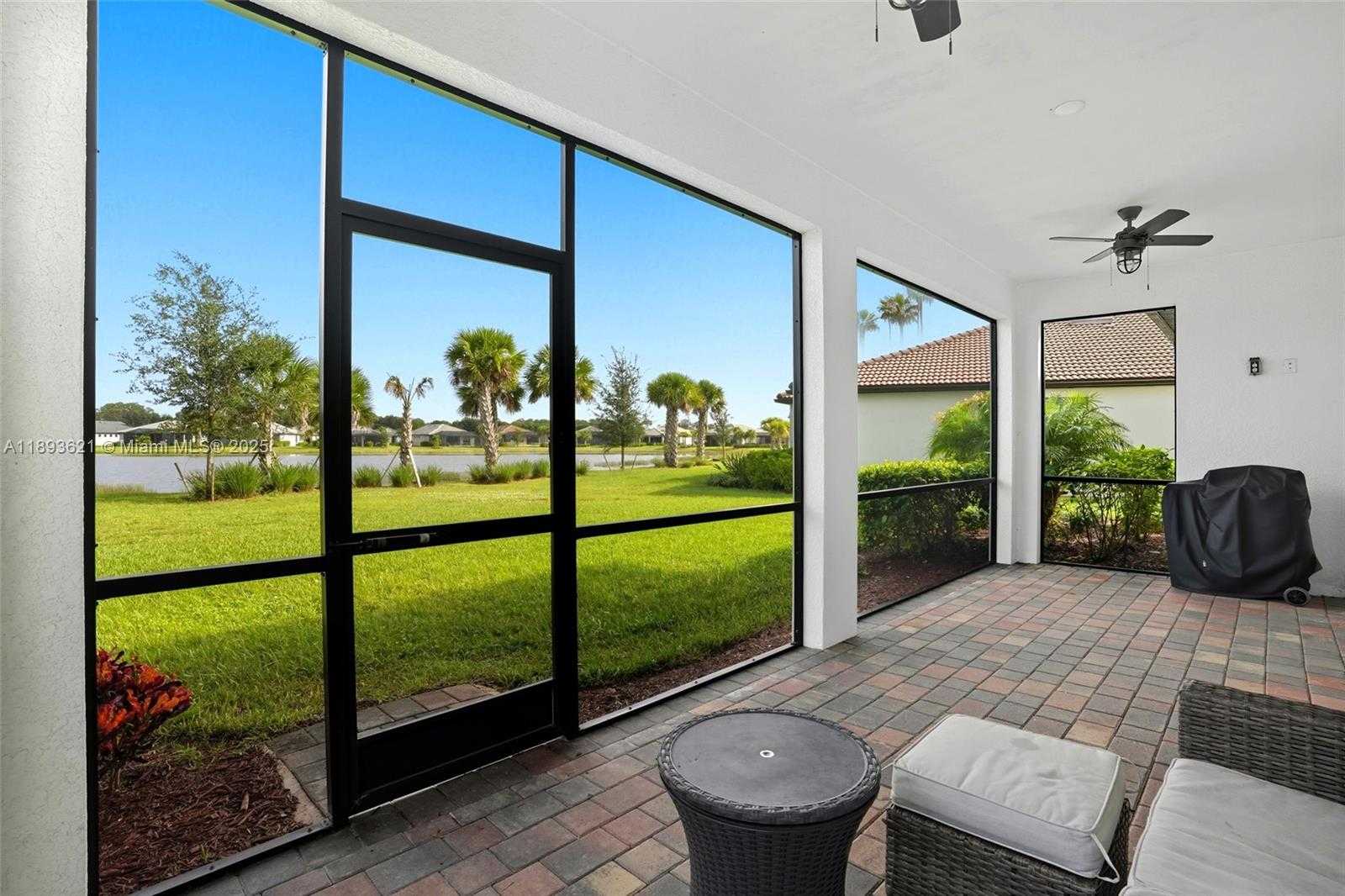 Small Image of 17003 OAKSTEAD DR, Other City - In The State Of Florida Number 34