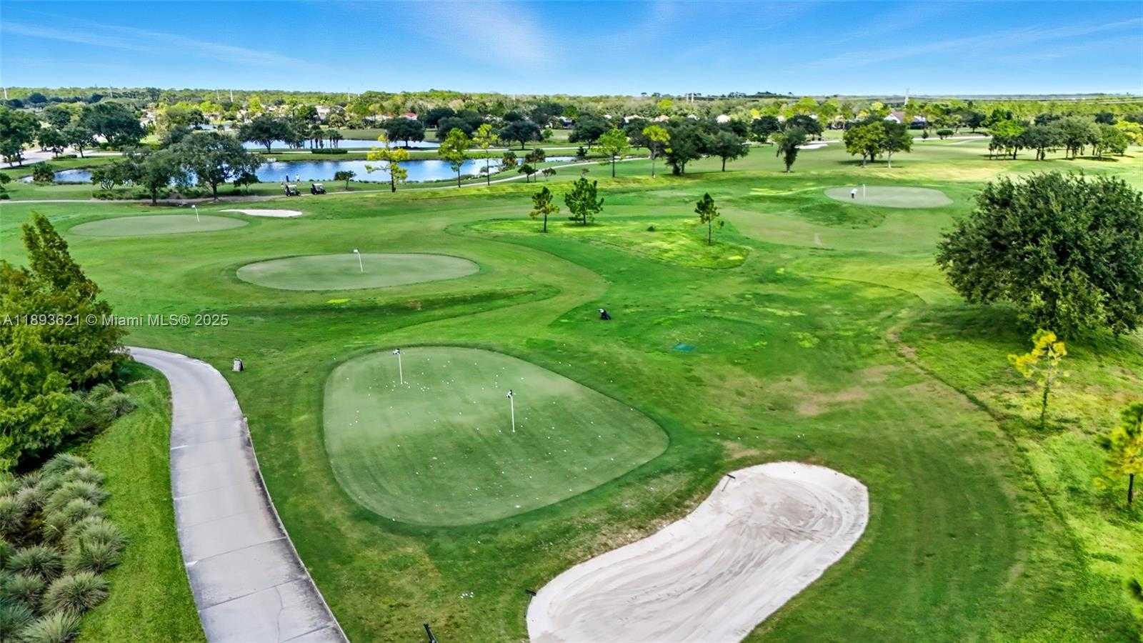 Small Image of 17003 OAKSTEAD DR, Other City - In The State Of Florida Number 48