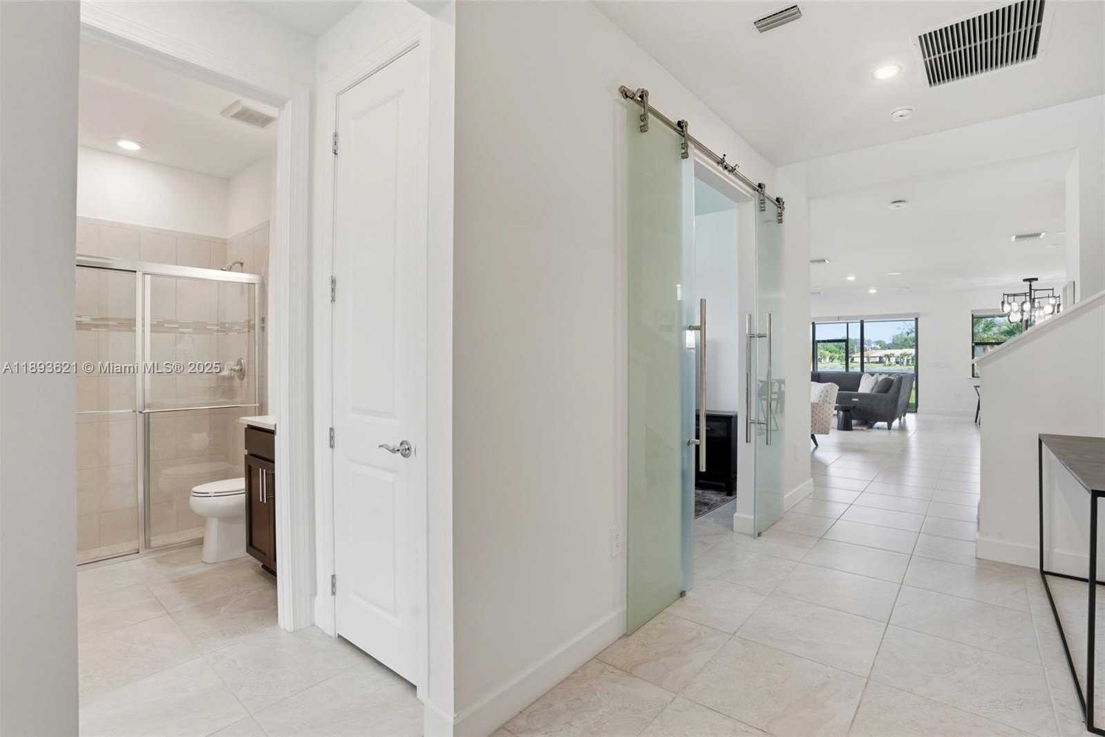 Small Image of 17003 OAKSTEAD DR, Other City - In The State Of Florida Number 5