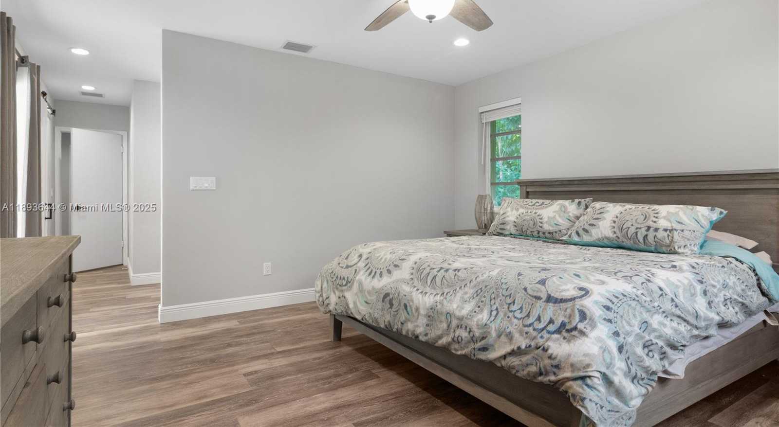 Small Image of 14590 SOUTH WEST 81ST AVE, Palmetto Bay Number 26
