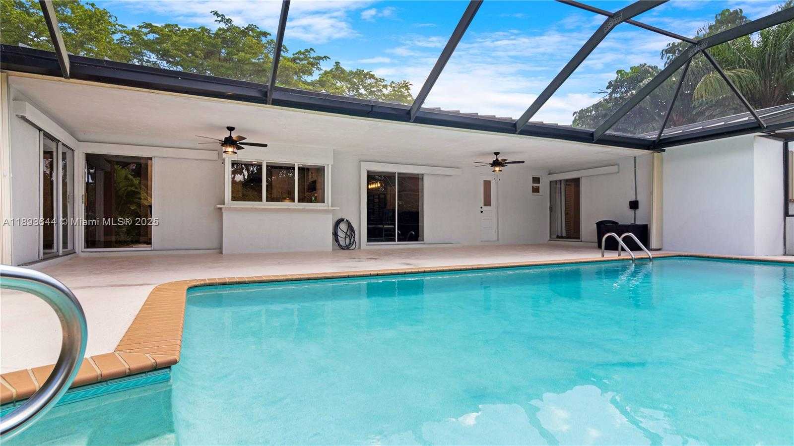 Small Image of 14590 SOUTH WEST 81ST AVE, Palmetto Bay Number 44