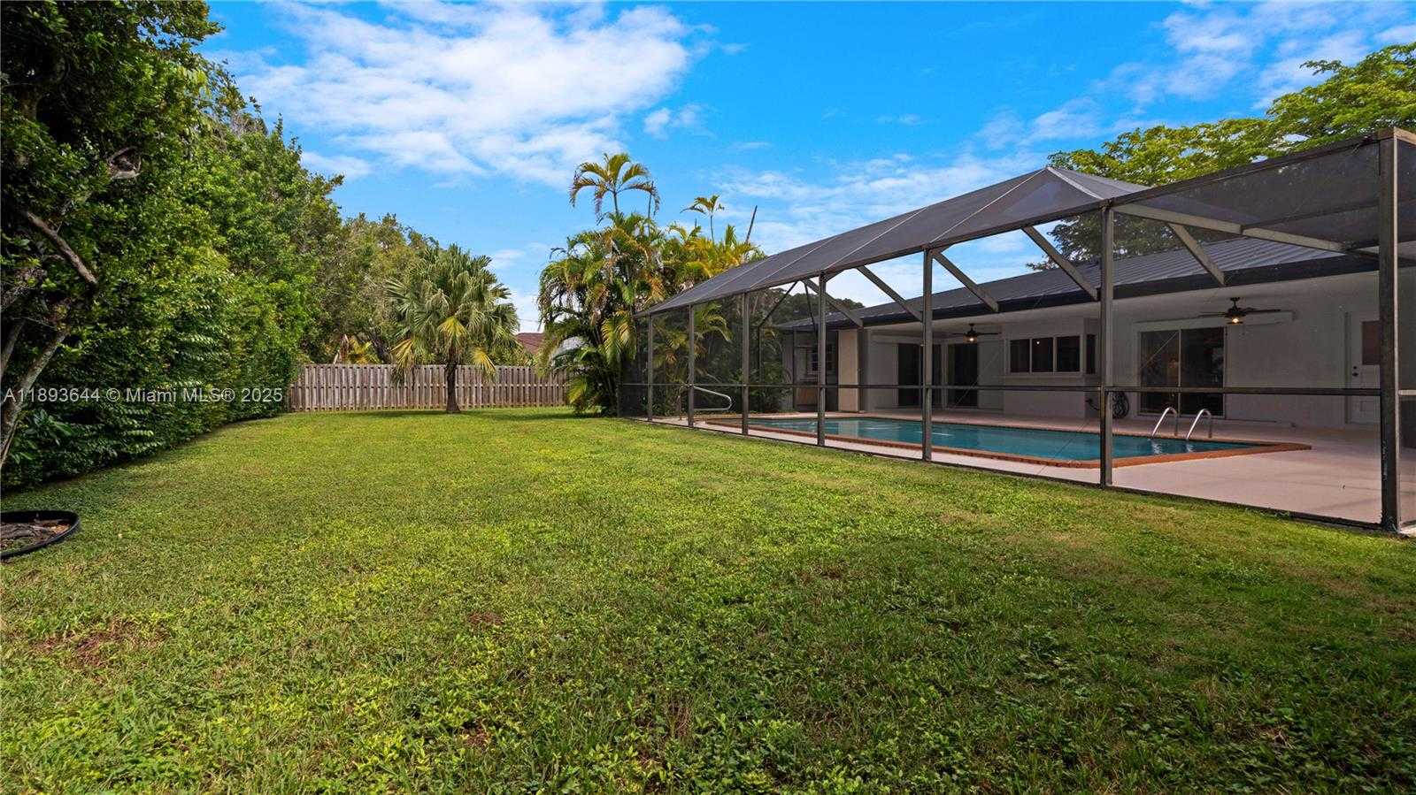 Small Image of 14590 SOUTH WEST 81ST AVE, Palmetto Bay Number 47